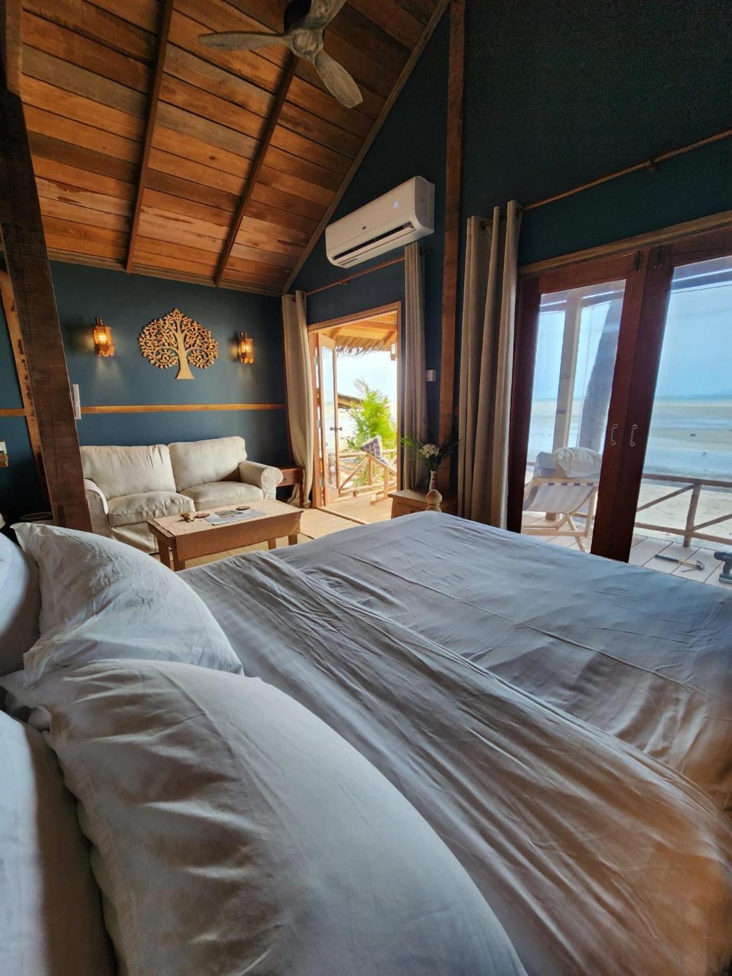 Castaway Beach Bungalows ศรีธนู ภายนอก รูปภาพ