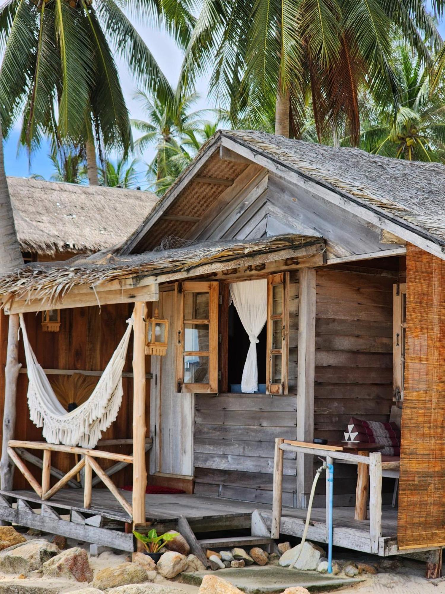 Castaway Beach Bungalows ศรีธนู ภายนอก รูปภาพ